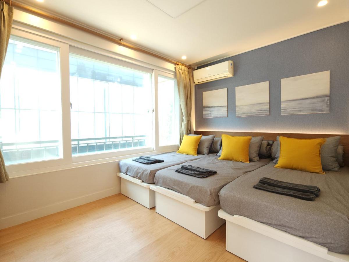 Oyo Myeongdong 5 Lodge Сеул Экстерьер фото